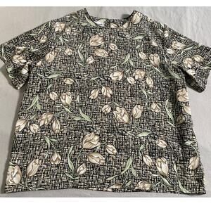 Liz Baker Tulip Pattern Blouse